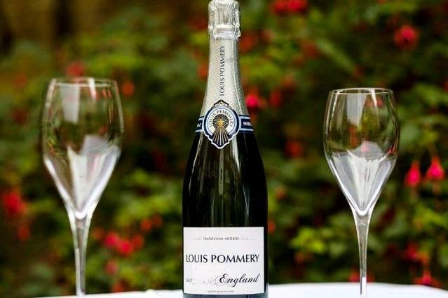 Anglické šampaňské, ilustrační fotografie.jpg Anglické šampaňské, ilustrační fotografie