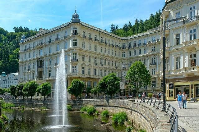 Grand Hotel Pupp ve Varech.jpg Grand Hotel Pupp ve Varech