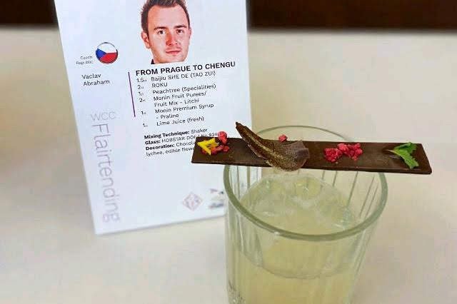 Stříbrný drink "From Prague to Chengu".jpg Stříbrný drink "From Prague to Chengu"