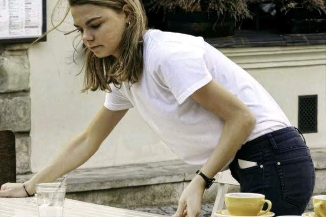 Restaurace, zahrádka.jpg Restaurace, zahrádka