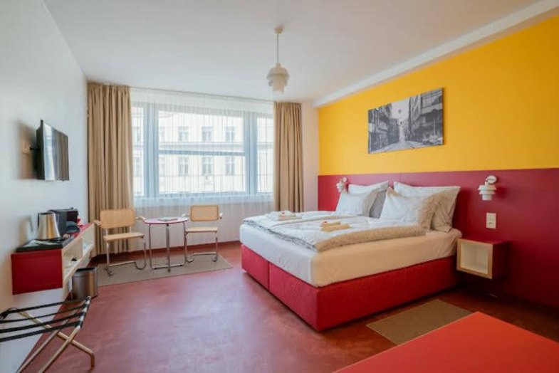 Unikátní hotel Avion v Brně znovu otevře na jaře.jpg Unikátní hotel Avion v Brně znovu otevře na jaře